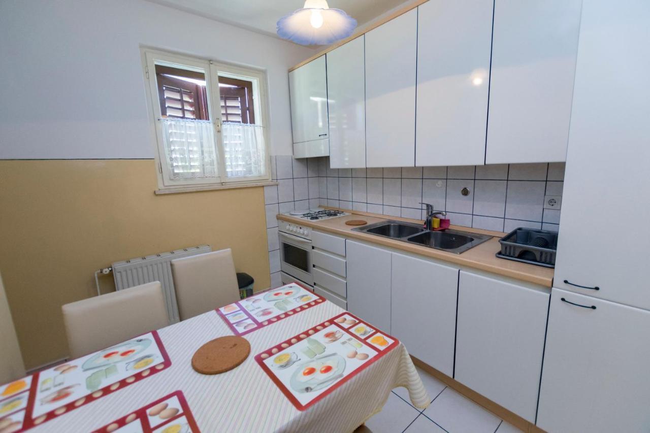 Apartment Hans Primošten المظهر الخارجي الصورة
